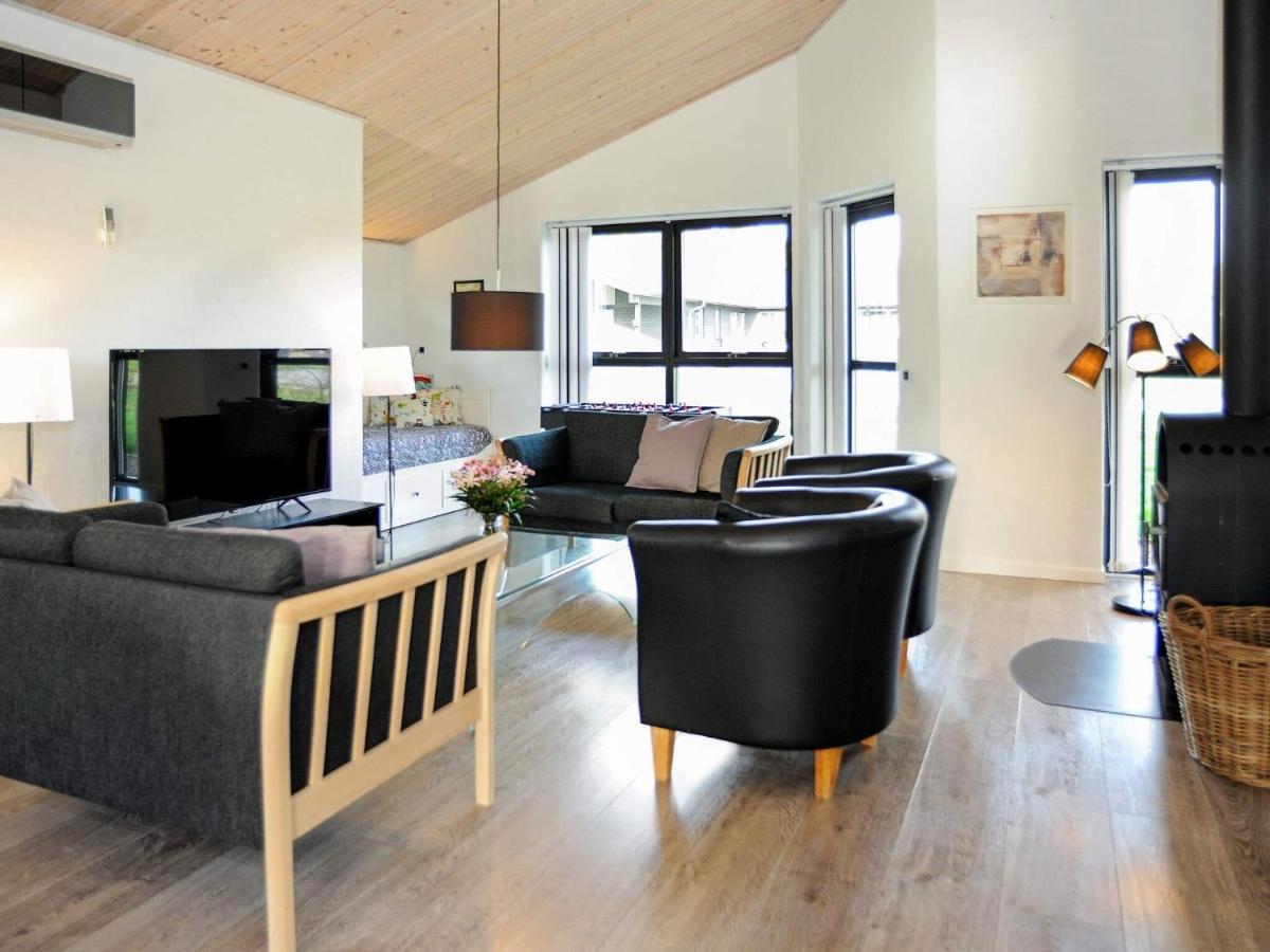 8 Person Holiday Home In Ansager Exterior foto